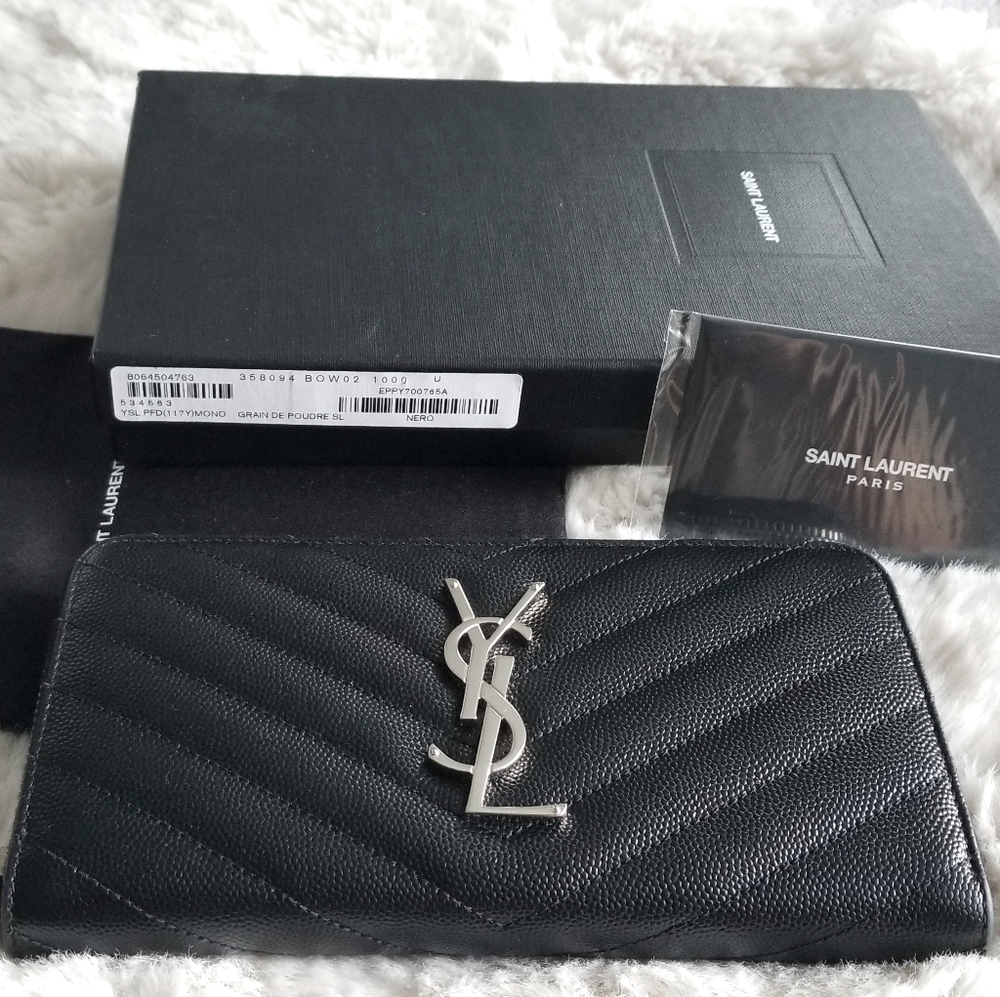 Ysl big size wallet
